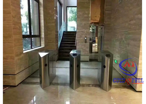 Σταθμός του μετρό Γωνία ταχύτητας γύρισμα αντι τσιμπήματα αντι σύγκρουση με το σύστημα πληρωμής
